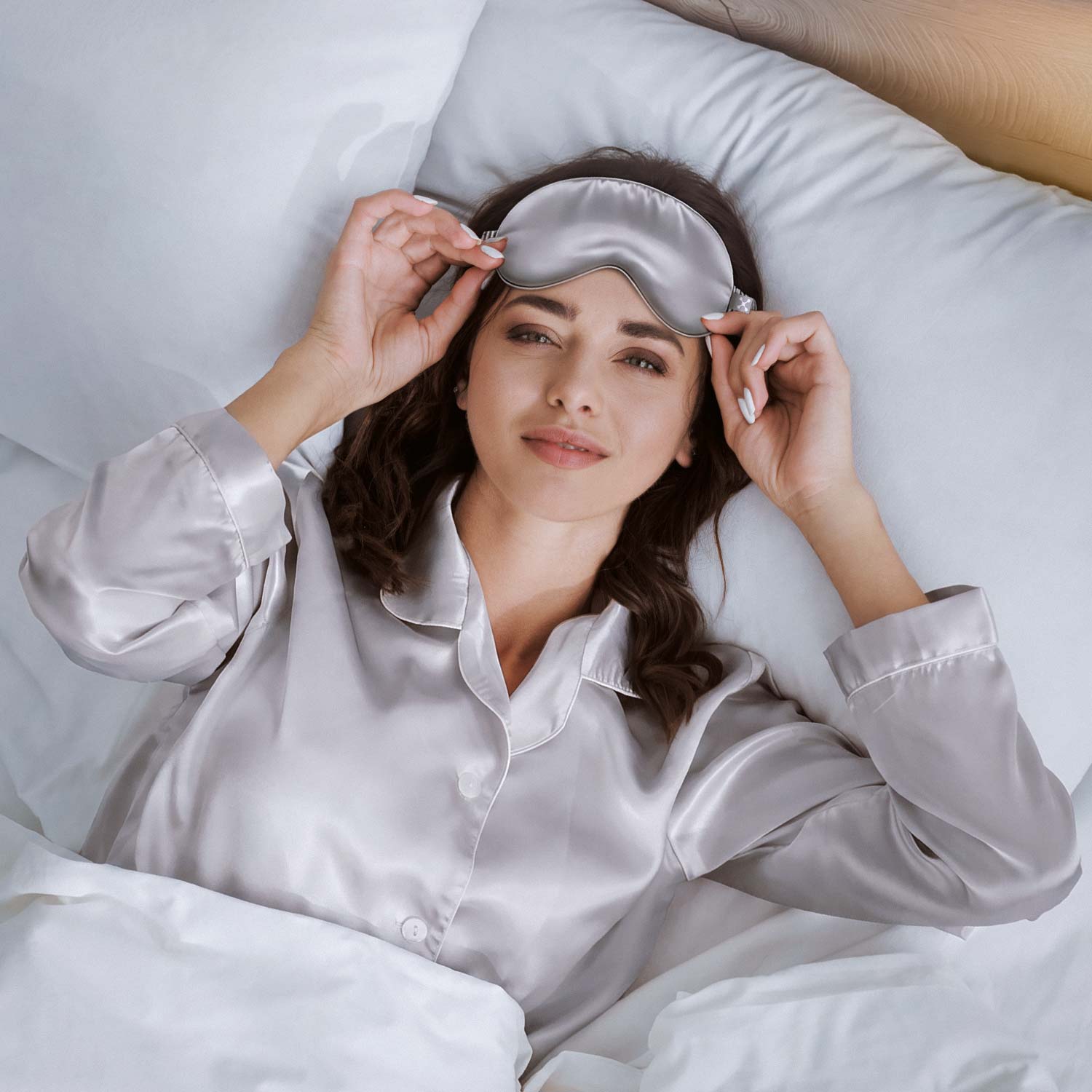 Antifaz para dormir de seda